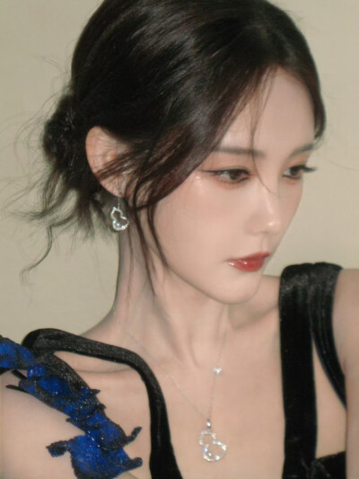 李一桐