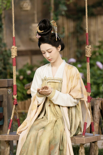 锦绣芳华 何惟芳