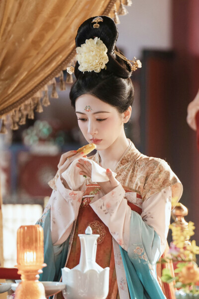 锦绣芳华 何惟芳