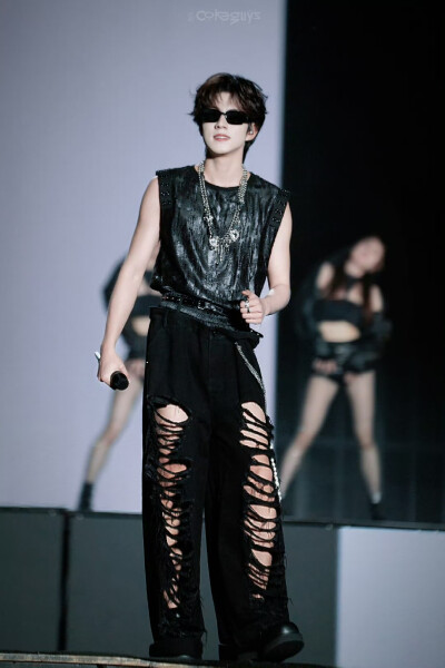 cr.CokeGuys
