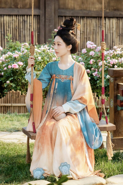 锦绣芳华 何惟芳