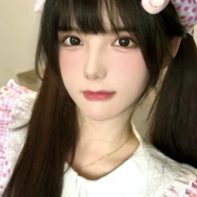 女孩我的故事因为你而展开