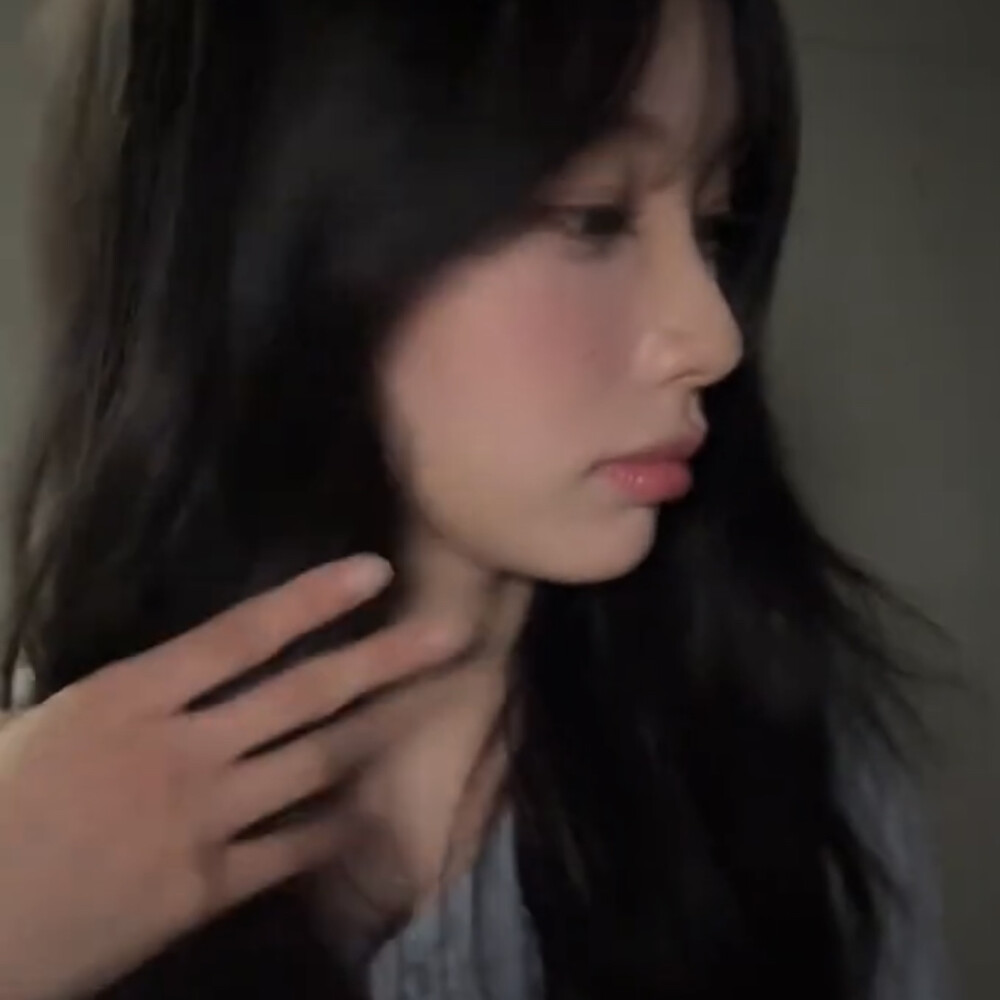 宠幸一下这个明天就回归了的小女孩好吗