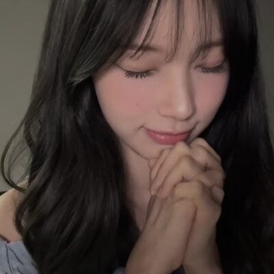 宠幸一下这个明天就回归了的小女孩好吗