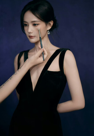 李一桐