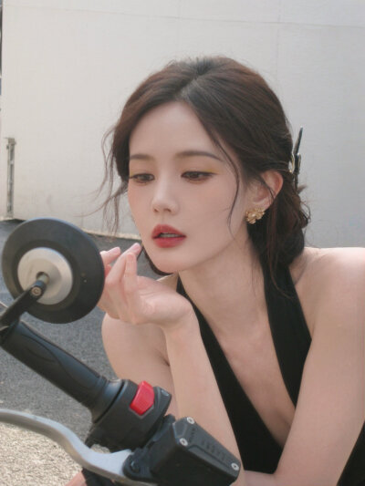 李一桐
