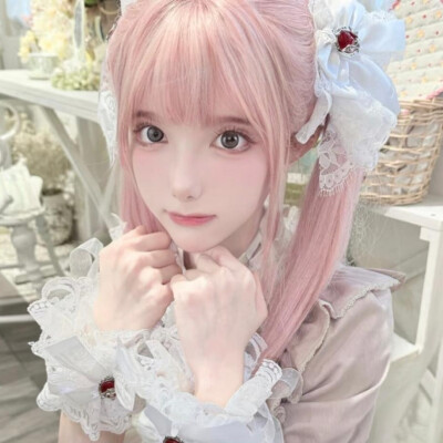 我喜欢粉色双马尾