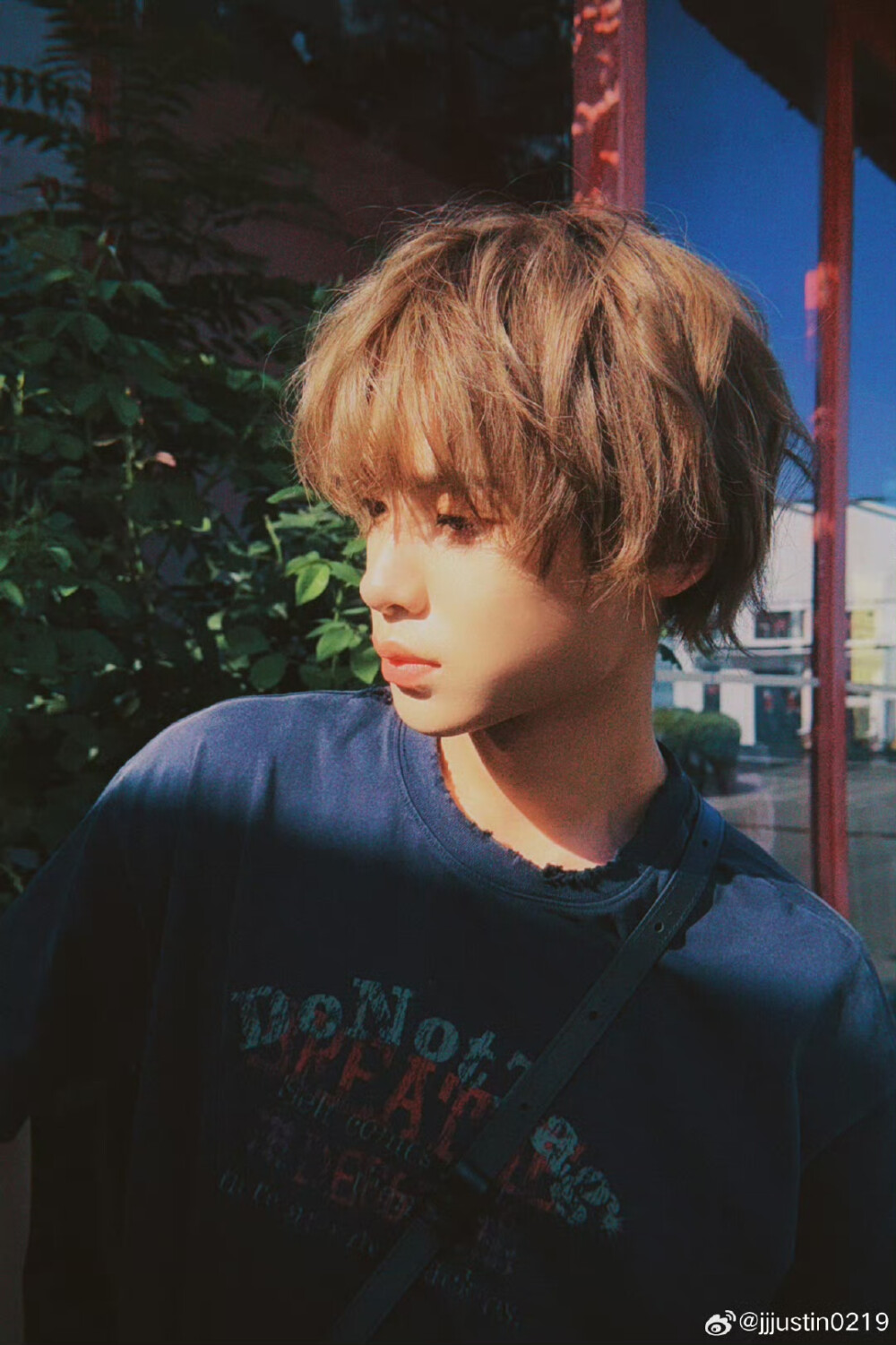 黄明昊