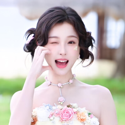 虞书欣头像