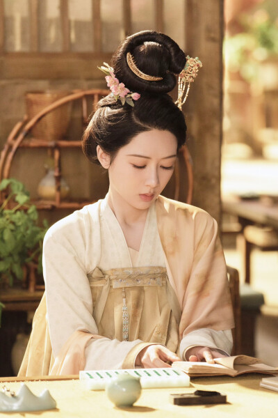 锦绣芳华 何惟芳