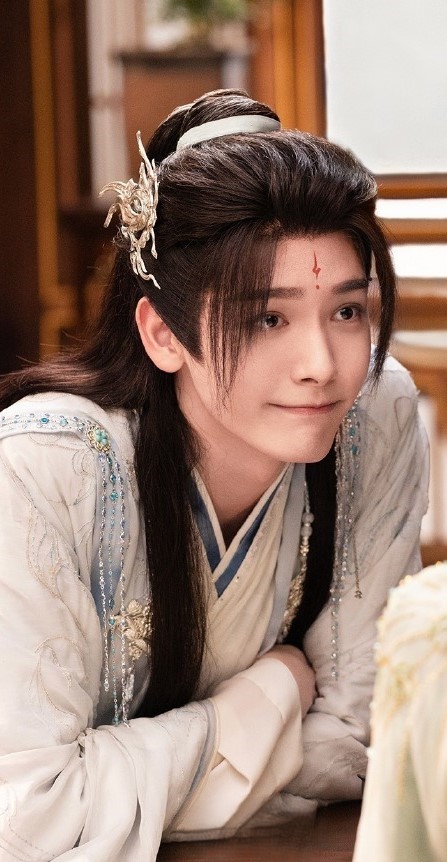 王以纶《书卷一梦》上官鹤