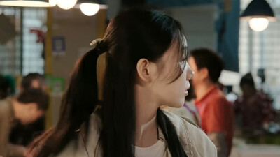 彼岸灯塔徐梦洁素材.橙光
禁二传二改
使用请标注:莫小言
礼貌拿图
侵删