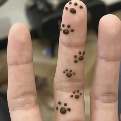 ⋆