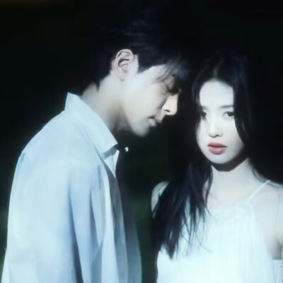 临江仙
白鹿·曾舜晞