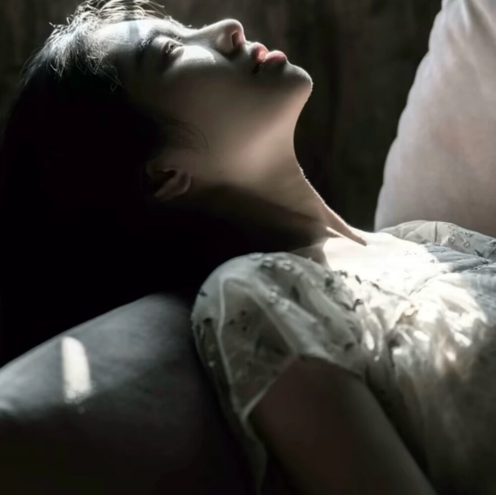 枕头里发霉的梦