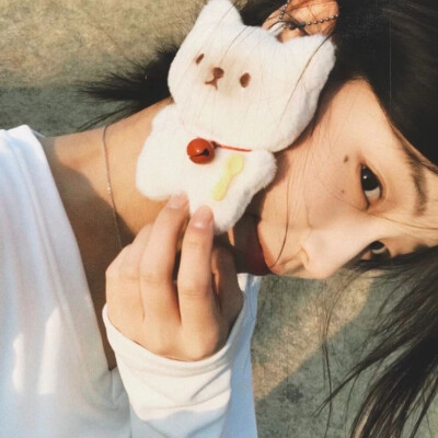 明媚的头像