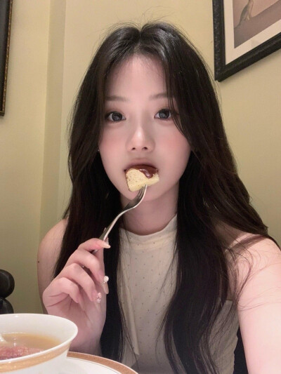 女生头像˶ᕱ⑅ᕱﾞ