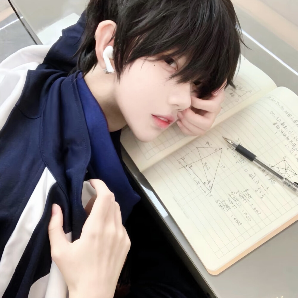 我开始接受每个不愉快的明天
侵权删