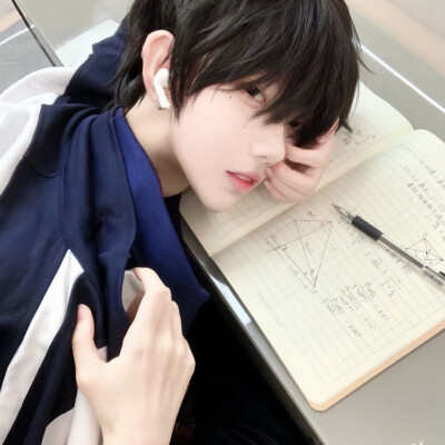 我开始接受每个不愉快的明天
侵权删