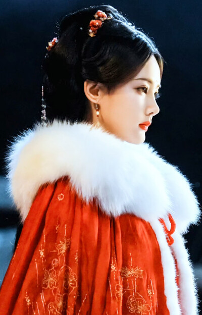 李一桐