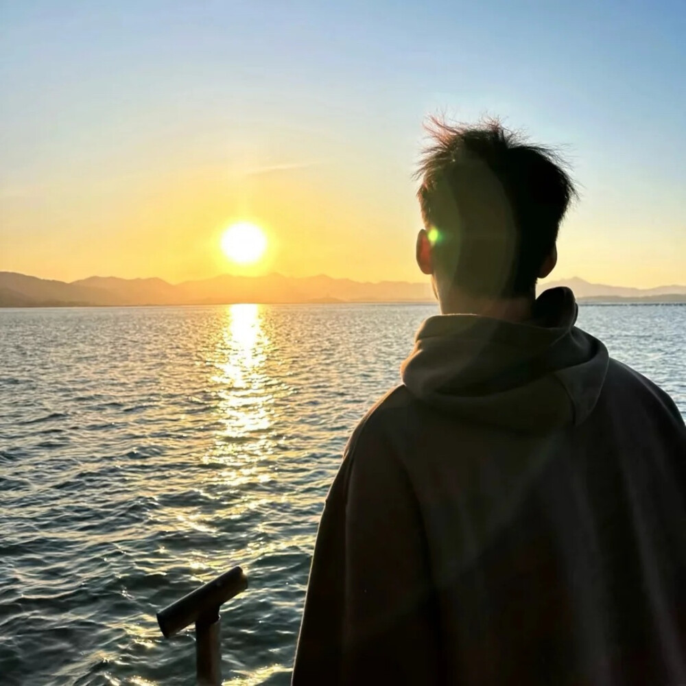 男头
希望在读这句话的人永远幸福