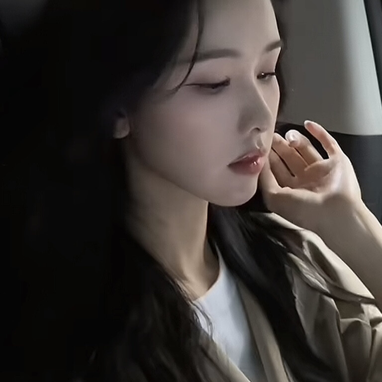 权威女头嘟嘟女士