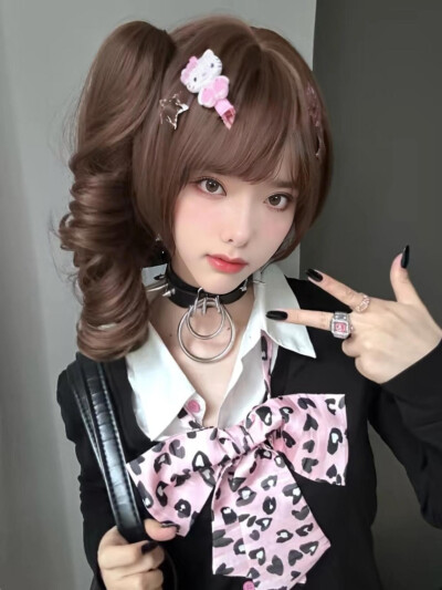 女孩我的故事因为你而展开