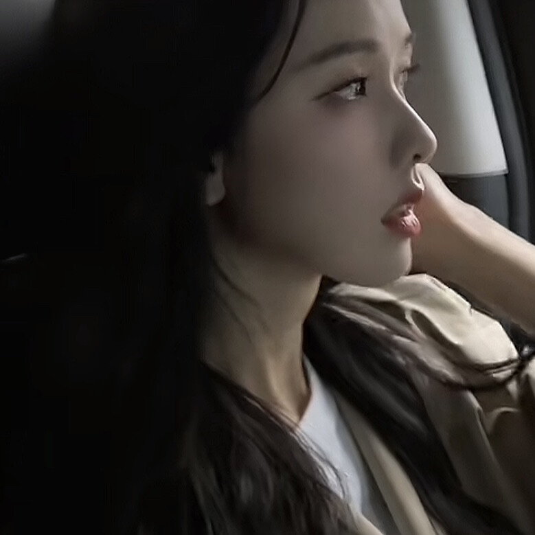 权威女头嘟嘟女士