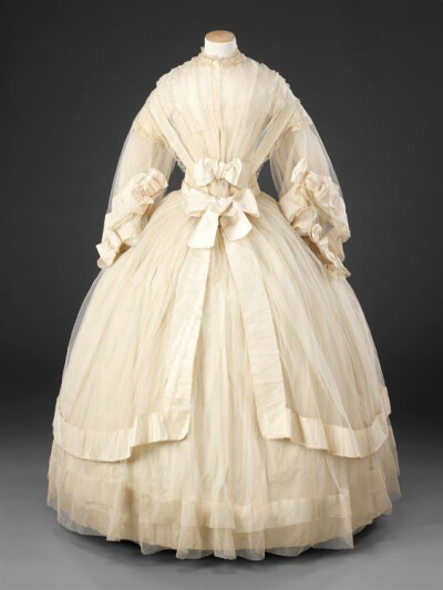 Wedding Dress, 1858-1860