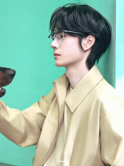 王一博