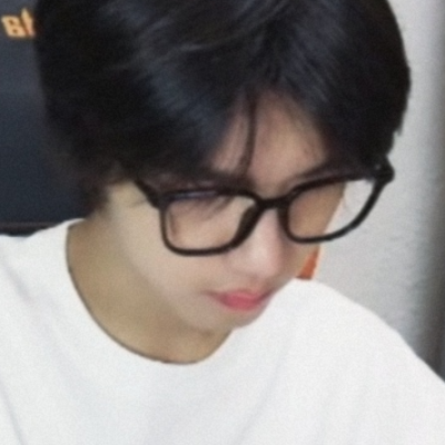 顺毛黑眼镜小猪最有心叽