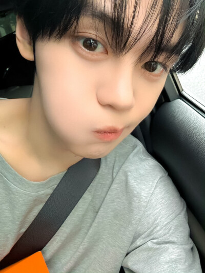  ୧⍢⃝୨