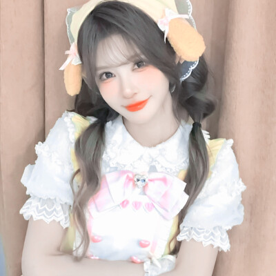 杨冰怡
