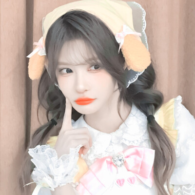 杨冰怡
