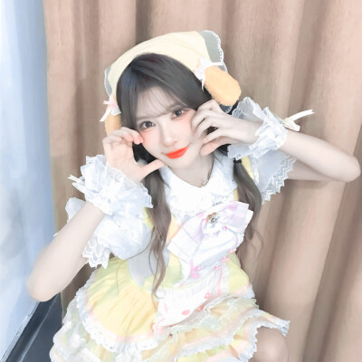 杨冰怡