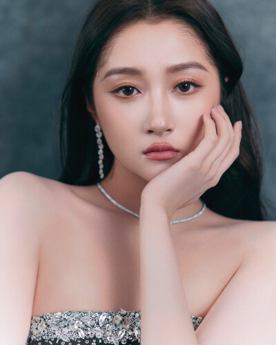 关晓彤