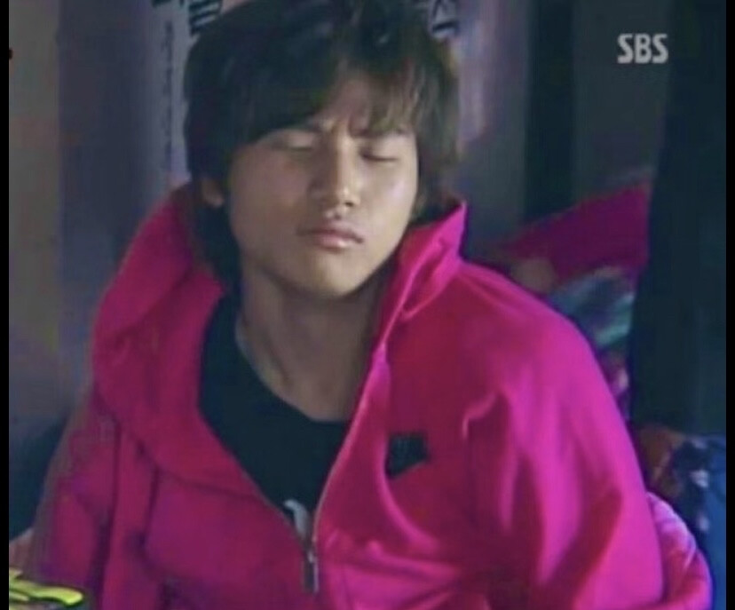 肌肉卷毛小甜饼-姜大声
声音顶配、身材顶配、笑容顶配、性格顶配