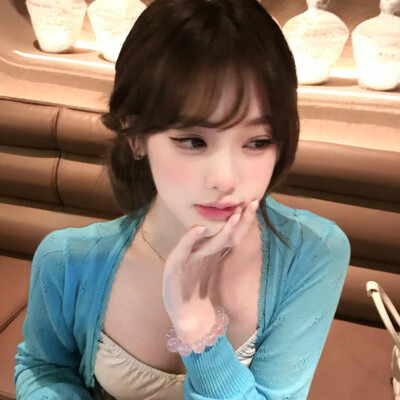 女头
二传头像注明出处