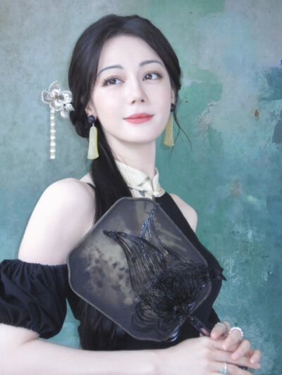 迪丽热巴