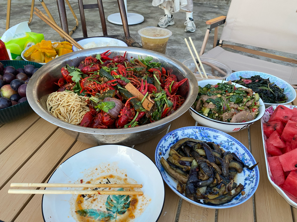 21:00
一头倔驴，说啥也听不进去。