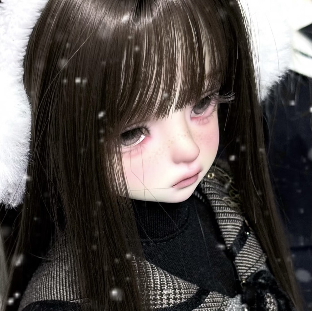 ⦁✣⦁