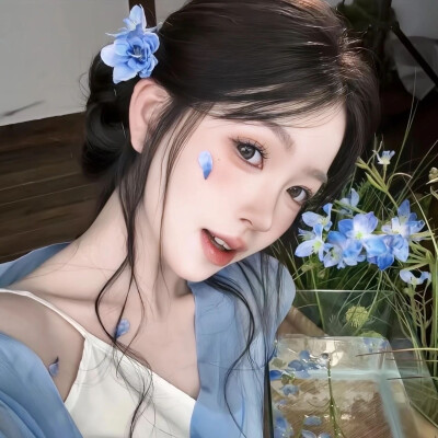 女头
