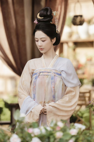 锦绣芳华 何惟芳