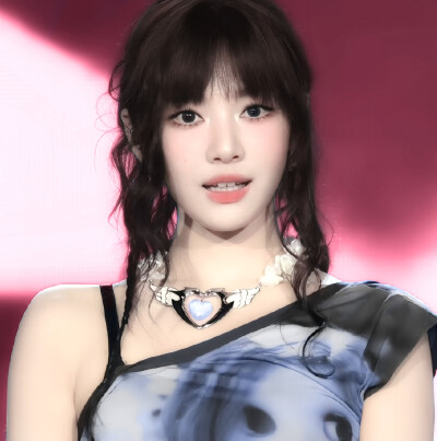 
A sharp knife 、"刺骨寒温"灼烧我的肌肤...