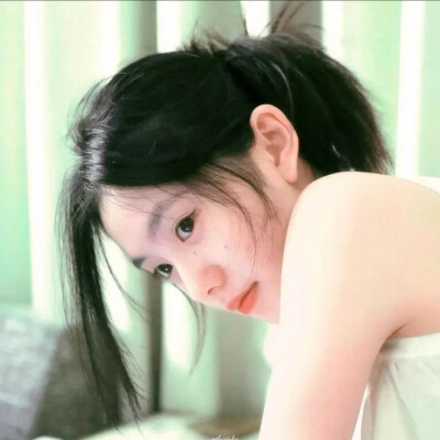 女头
