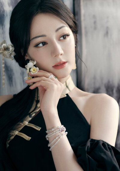 迪丽热巴