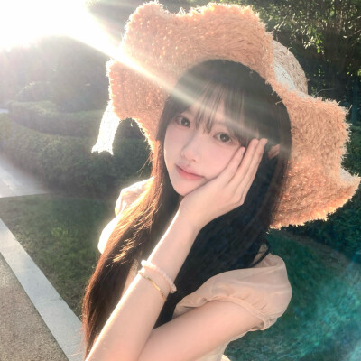 女头
二传头像注明出处