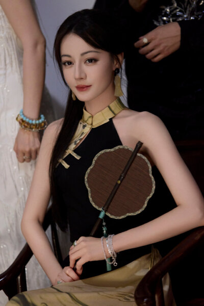 迪丽热巴