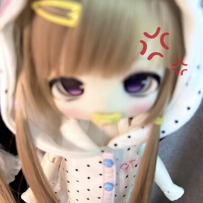 ⦁✣⦁