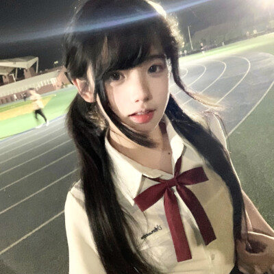女头
二传头像注明出处